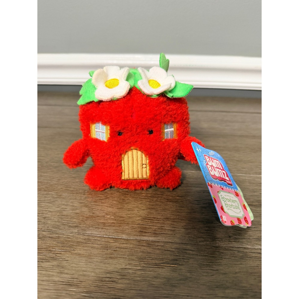 BumBumz Strawberry Shortcake Berry House Plush
